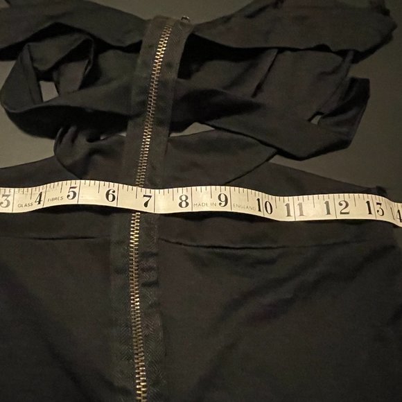 Little Black Dress Cut Out Back With Zip - Picture 12 of 12